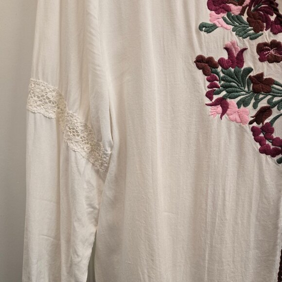 Tasha Polizzi Embroidered Blouse - Picture 6 of 9